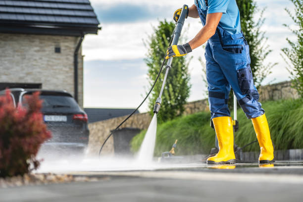 Best Pressure Washing Contractors  in Upland, PA